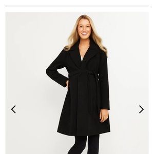 Motherhood brand Maternity jacket!